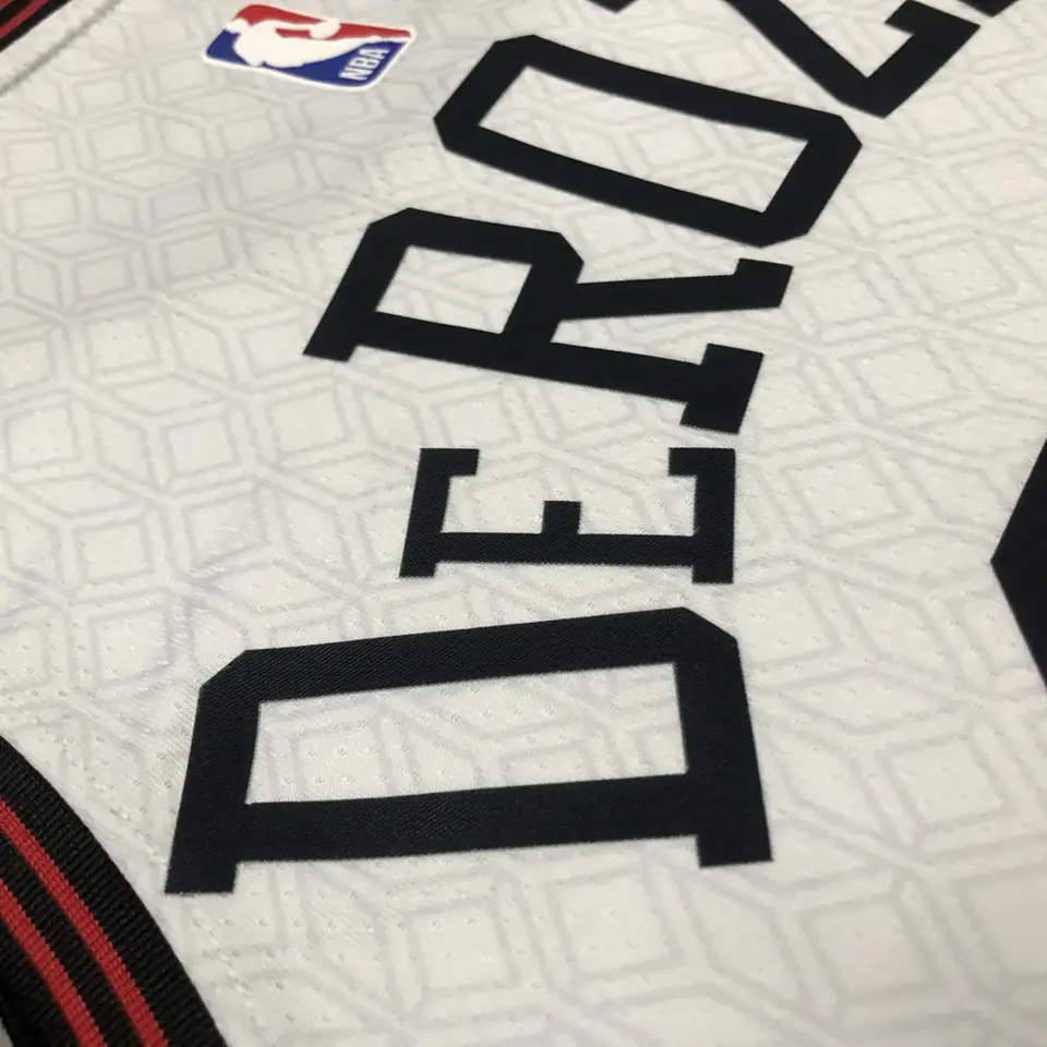 Foto 4 de Temporada 23 Chicago Bulls City Edition nº 11 DeRozan