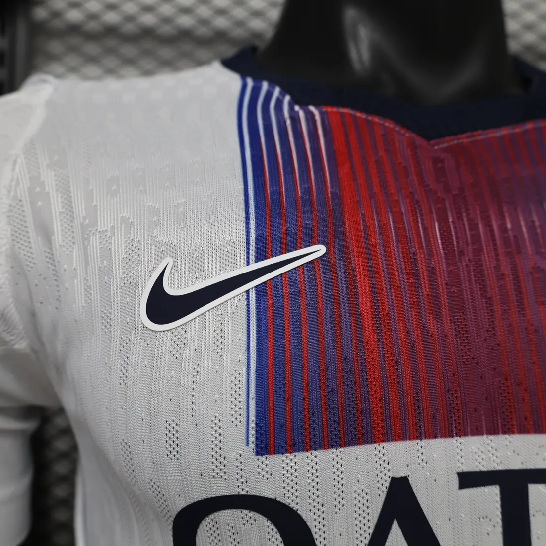 Foto 7 de Versión jugador 26.27 PSG visitante S-3XL
