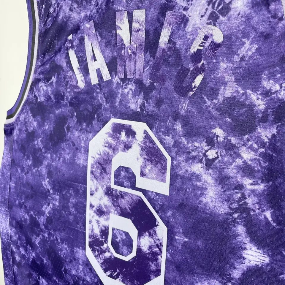 Foto 6 de Temporada 23 edición de honor Lakers nº 6 James