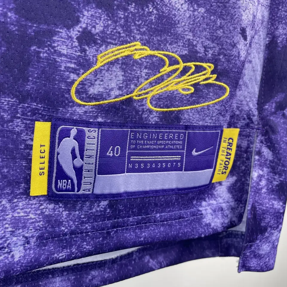 Foto 8 de Temporada 23 edición de honor Lakers nº 6 James