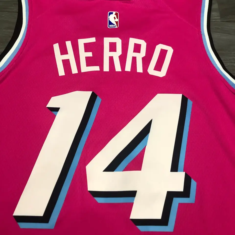 Foto 7 de Heat cuello redondo rosa nº 14 Tyler Herro