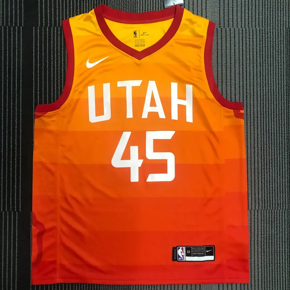 Foto 1 de Jazz temporada 19 degradado arcoíris #45 Donovan Mitchell