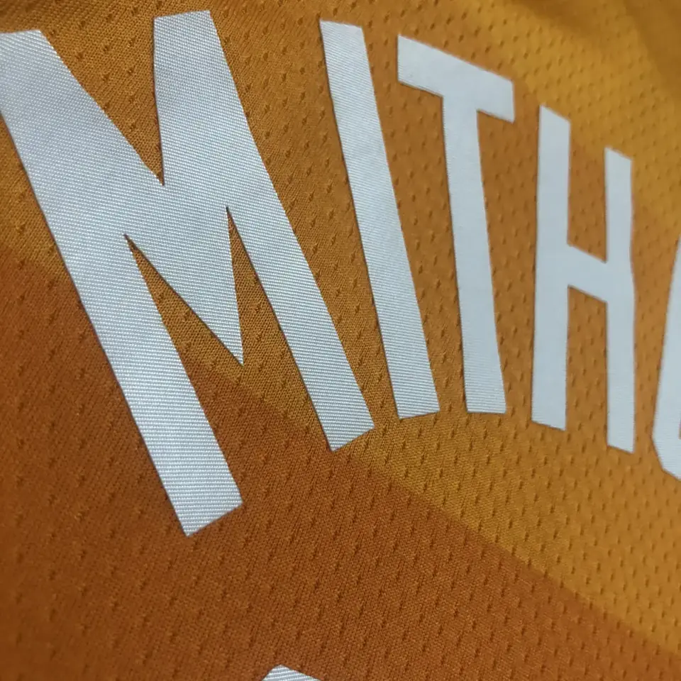 Foto 6 de Jazz temporada 19 degradado arcoíris #45 Donovan Mitchell