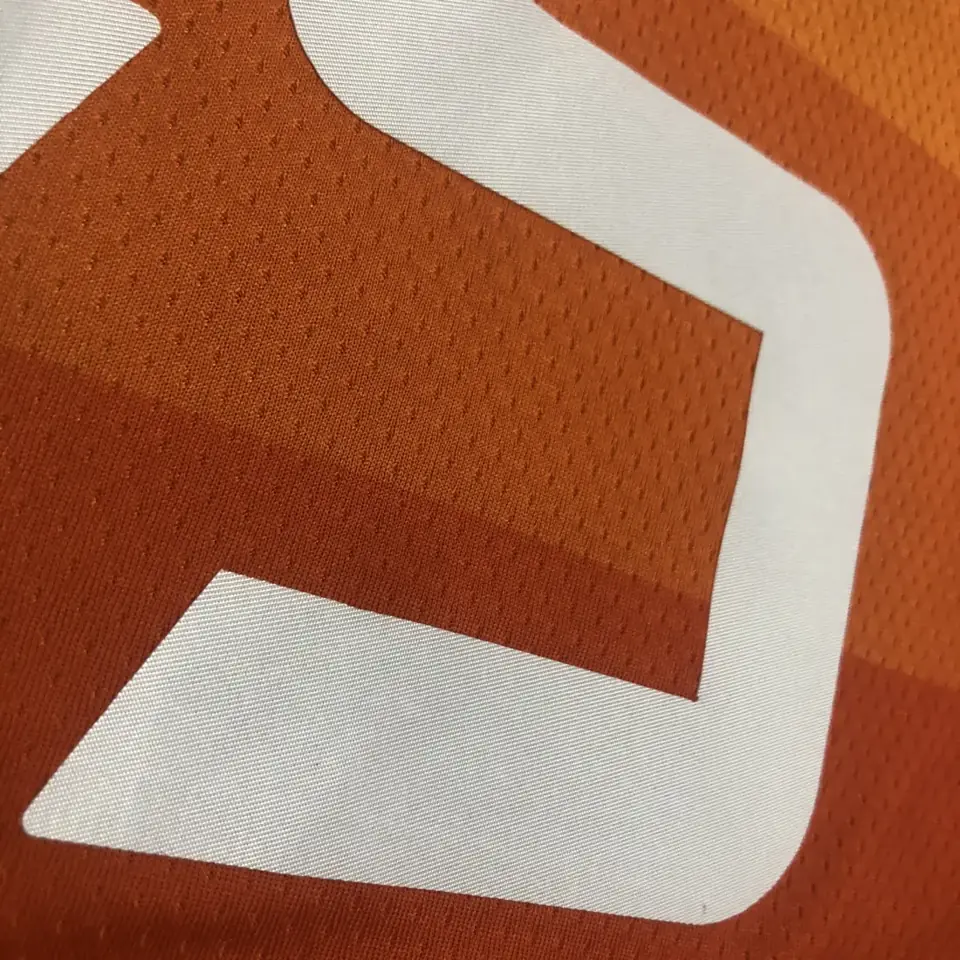 Foto 7 de Jazz temporada 19 degradado arcoíris #45 Donovan Mitchell