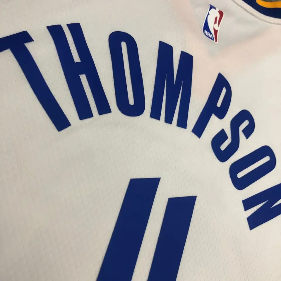Foto 7 de Temporada 20 Warriors cuello en V blanco nº 11 Thompson