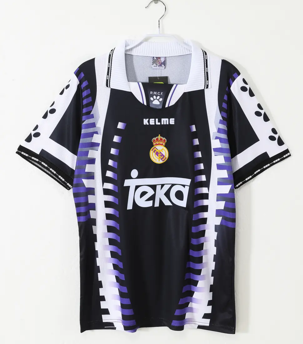 Foto 1 de Temporada 1997/98 Real Madrid tercera equipación 8A