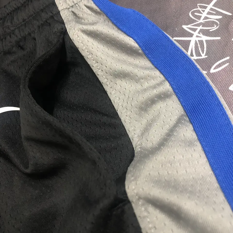 Foto 4 de Temporada 20 Warriors pantalones cortos negro y gris