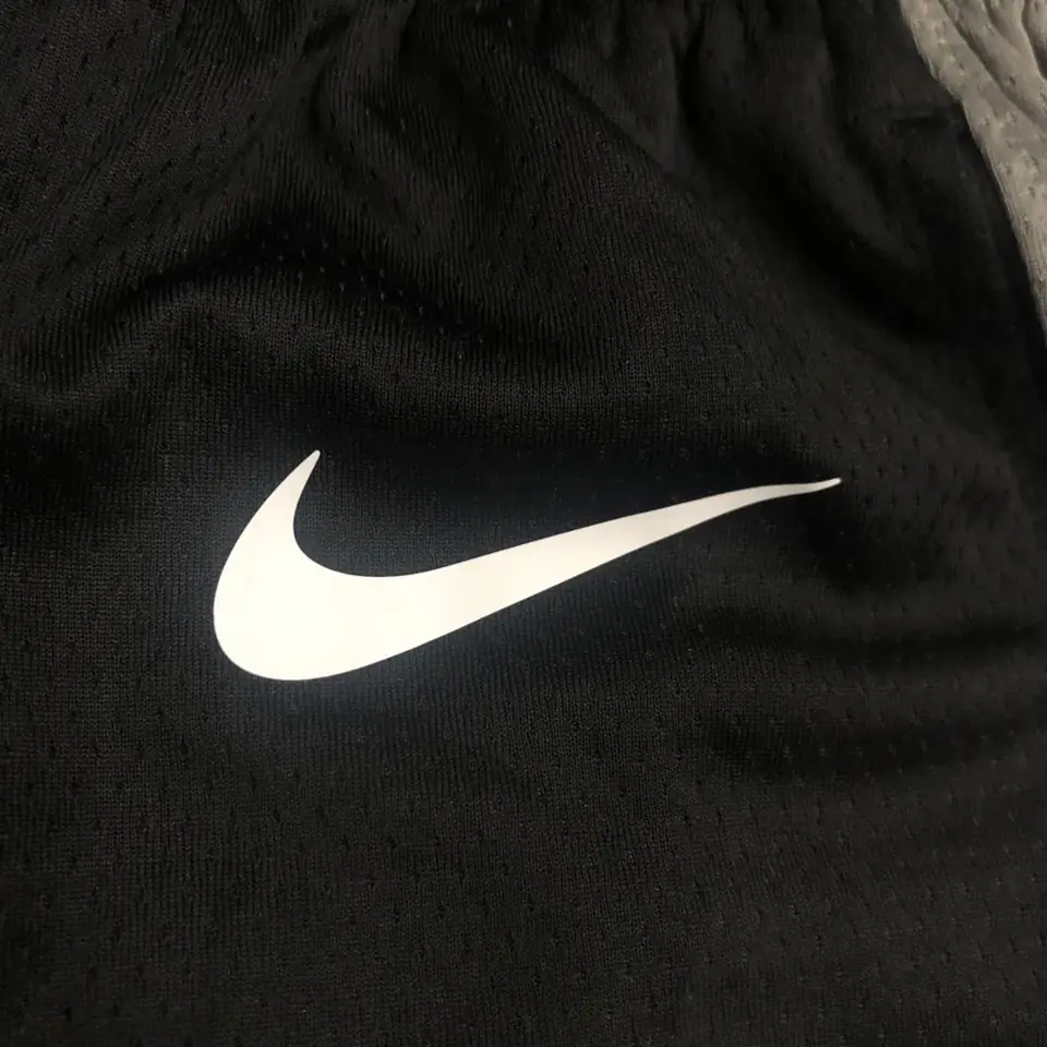 Foto 6 de Temporada 20 Warriors pantalones cortos negro y gris