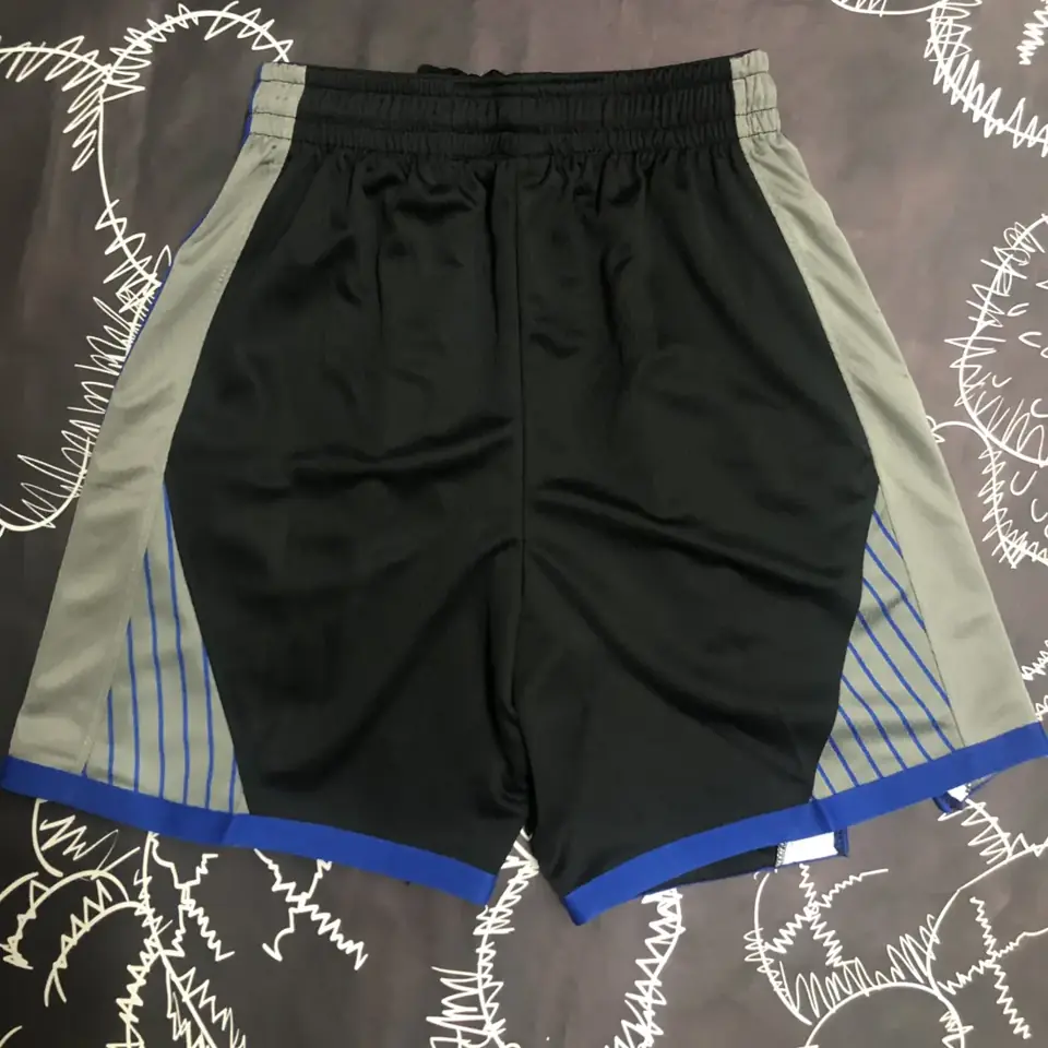 Foto 8 de Temporada 20 Warriors pantalones cortos negro y gris