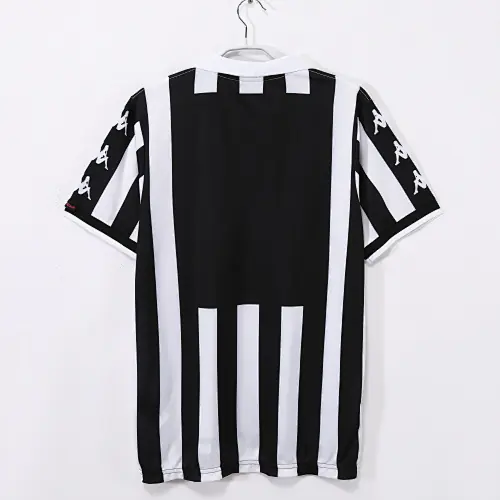Foto 2 de Temporada 1999/00 Juventus local retro 8A