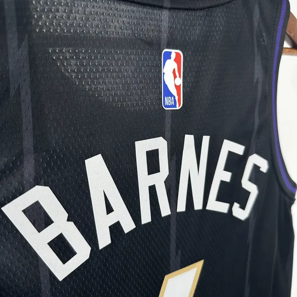 Foto 3 de temporada 25 Raptors City Edition nº 4 Barnes