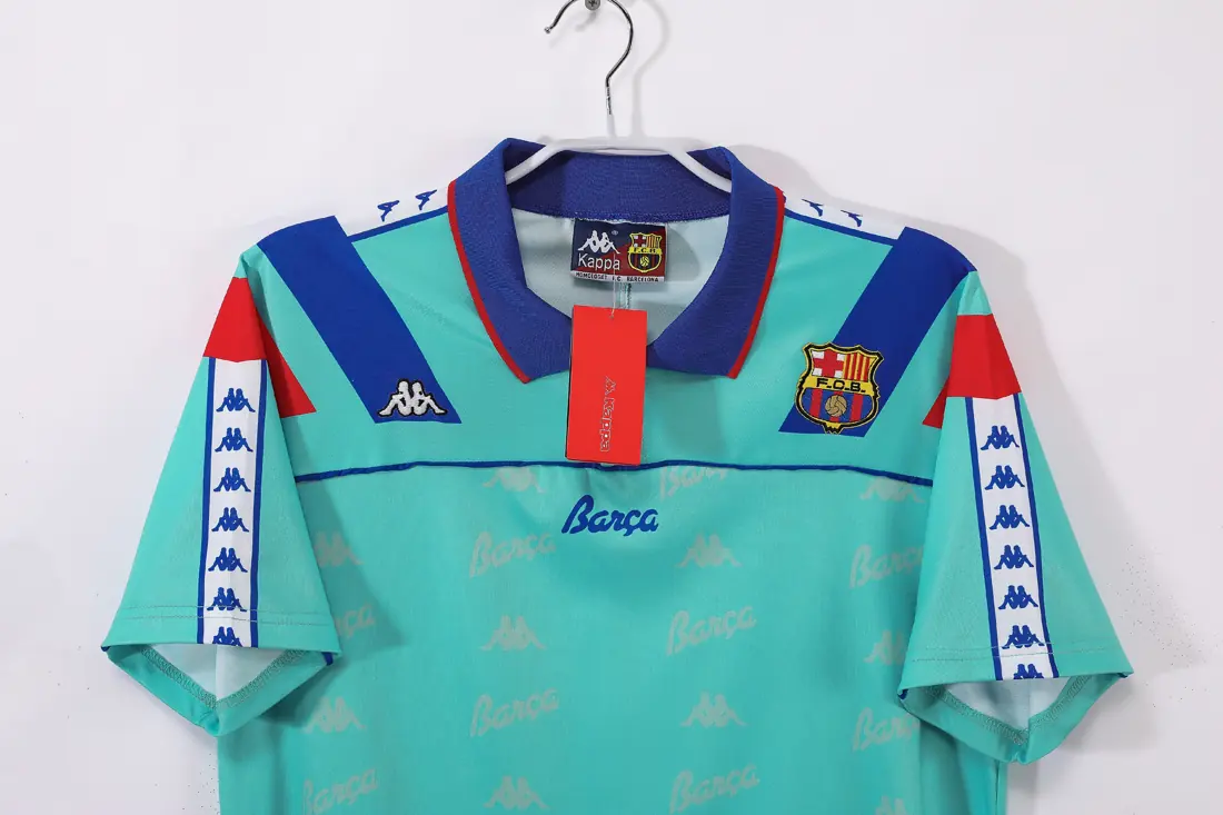 Foto 4 de Temporada 1992/95 FC Barcelona visitante retro 8A