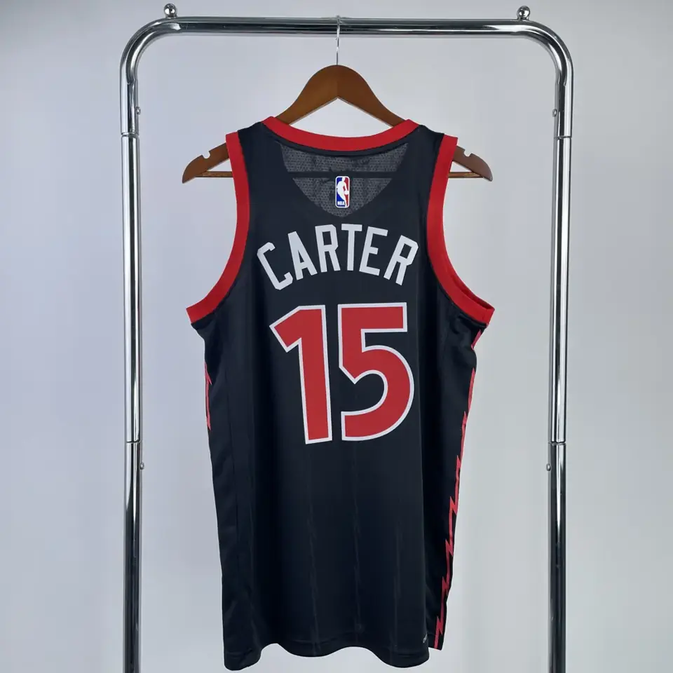 Foto 2 de Raptors, temporada 23, Edición Jumpman limitada, número 15 Carter