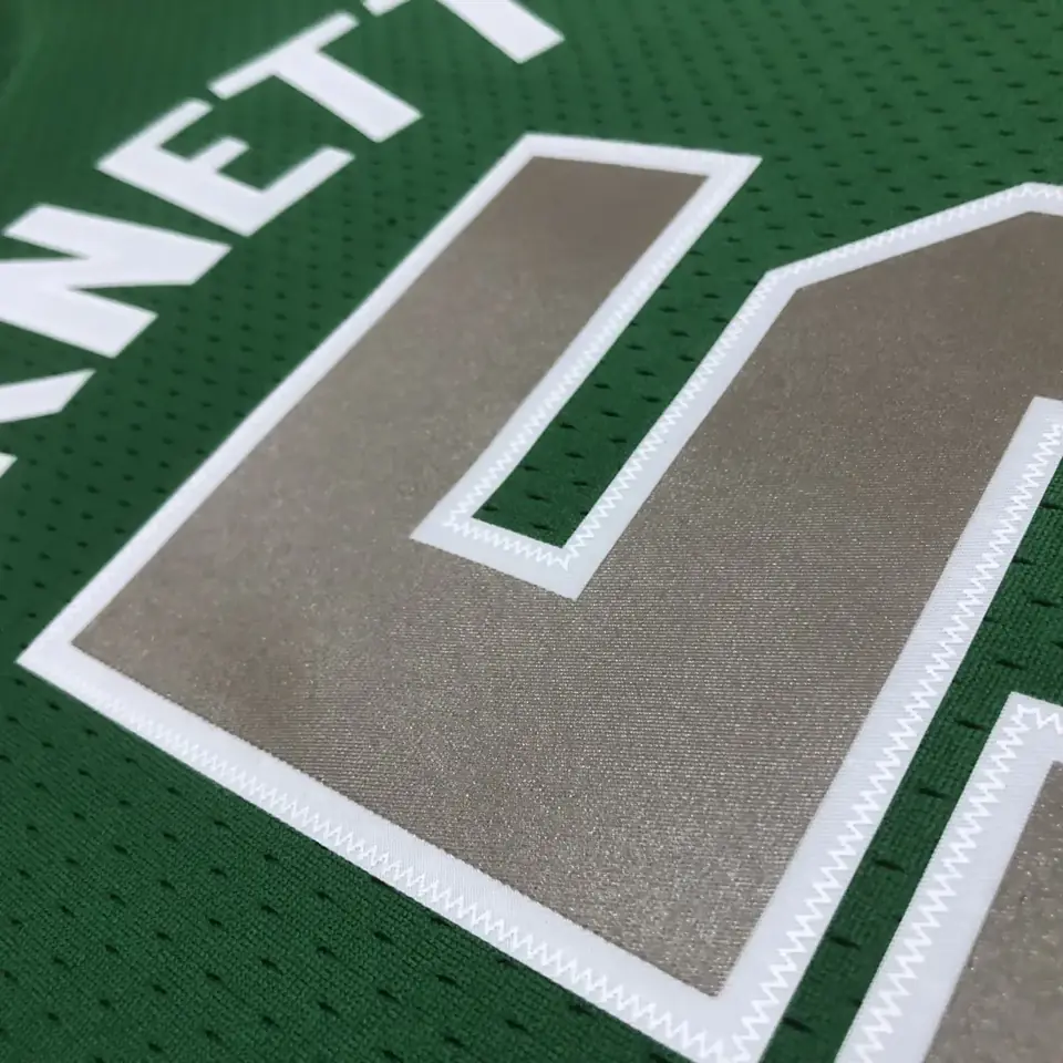 Foto 6 de MN camiseta retro termoimpresa: SW Celtics temporada 07/08 San Patricio nº 5 Kevin Garnett