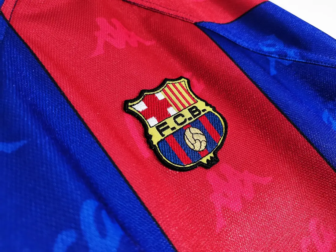 Foto 8 de Temporadas 1995/97 FC Barcelona primera equipación 5A