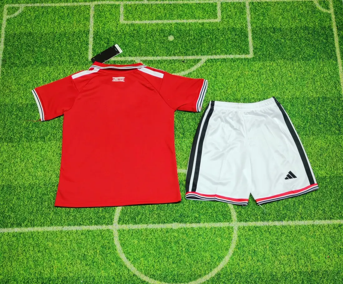 Foto 2 de 26-27 Manchester United local