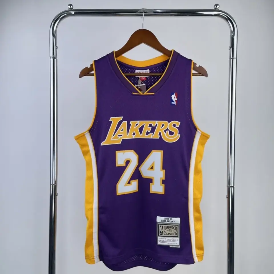 Foto 1 de Camiseta retro MN termosellada: SW Lakers temporada 08/09 cuello en V morado número 24 Kobe