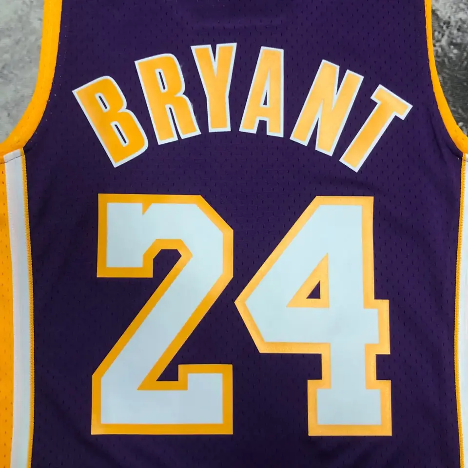 Foto 6 de Camiseta retro MN termosellada: SW Lakers temporada 08/09 cuello en V morado número 24 Kobe
