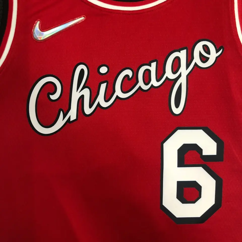 Foto 4 de Temporada 22 Bulls Edición City Nº 2 Ball