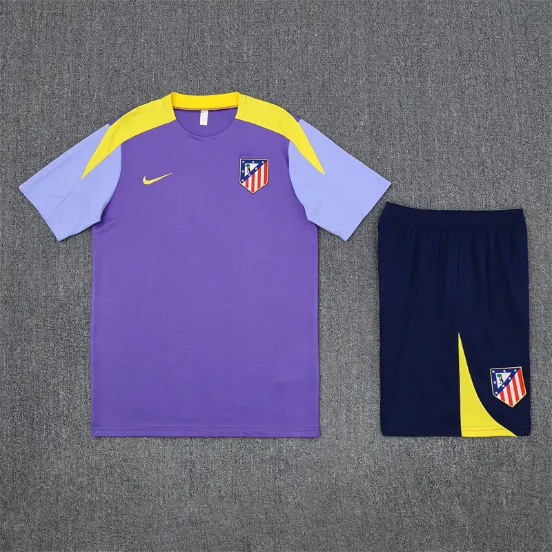 Foto 7 de Entrenamiento · Atlético de Madrid · 25/26 · morado
