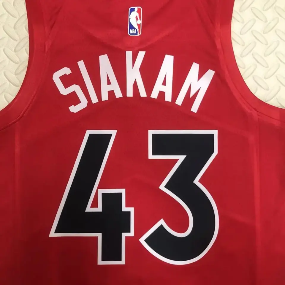 Foto 6 de Temporada 23 Raptors visitante rojo n.º 43 Siakam