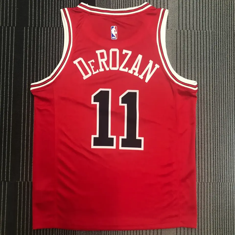 Foto 2 de Bulls rojo #11 DeRozan