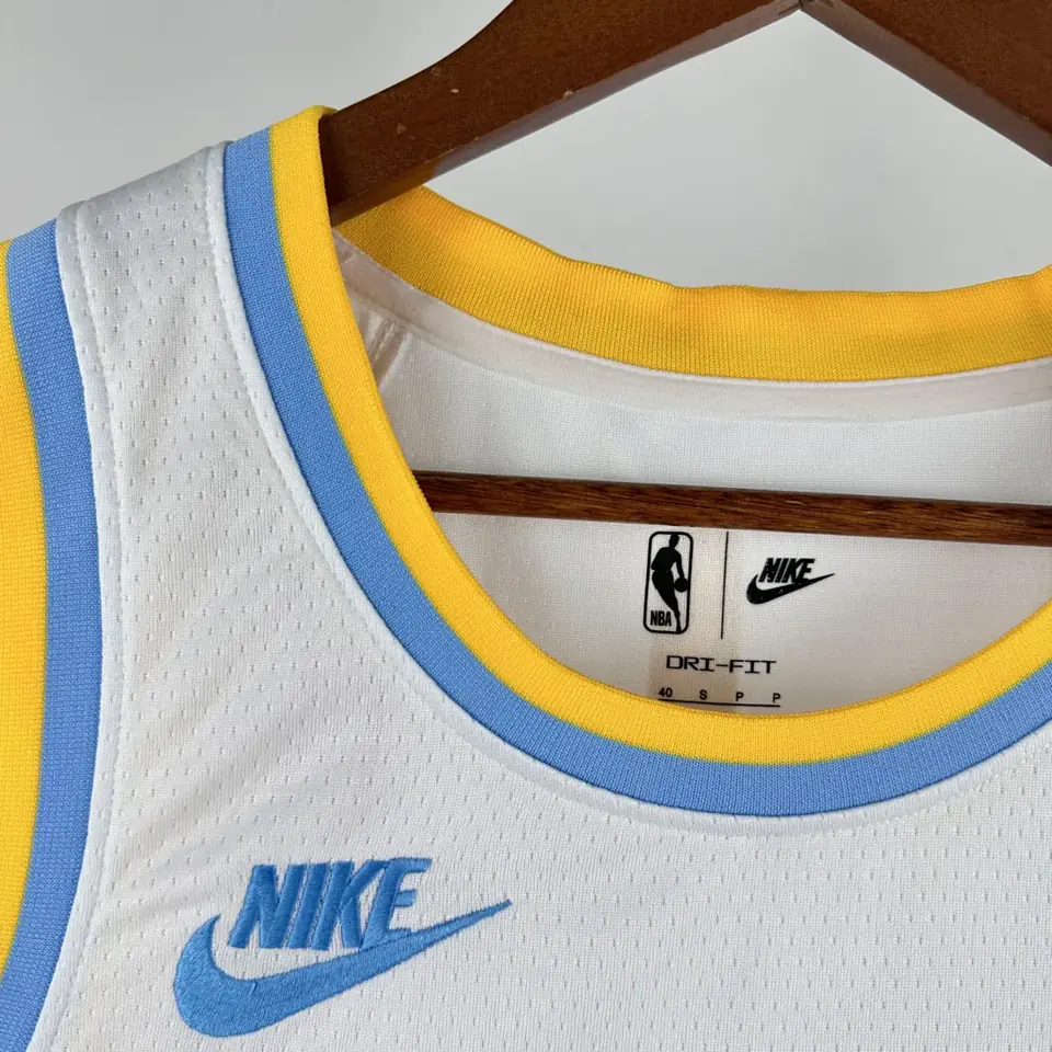 Foto 5 de Temporada 23 Lakers Retro Nº 9 Bronny