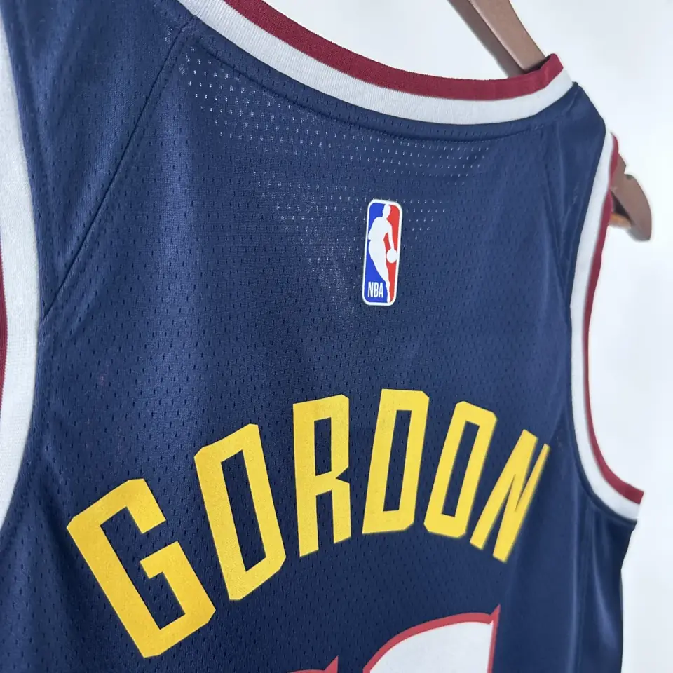 Foto 3 de Temporada 23 Nuggets azul marino n.º 32 Gordon