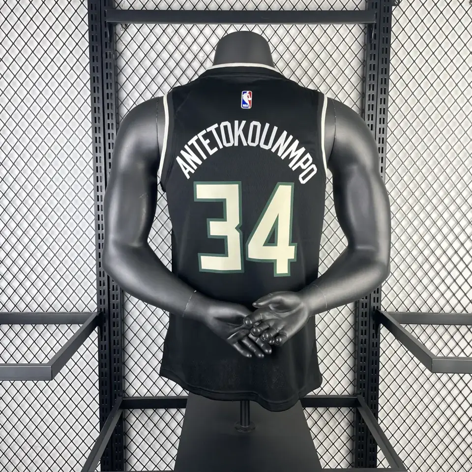 Foto 2 de Temporada 21 Bucks Edición Jumpman número 34 Antetokounmpo