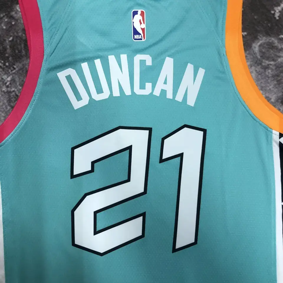 Foto 6 de Temporada 23 Spurs City Edition nº21 Duncan