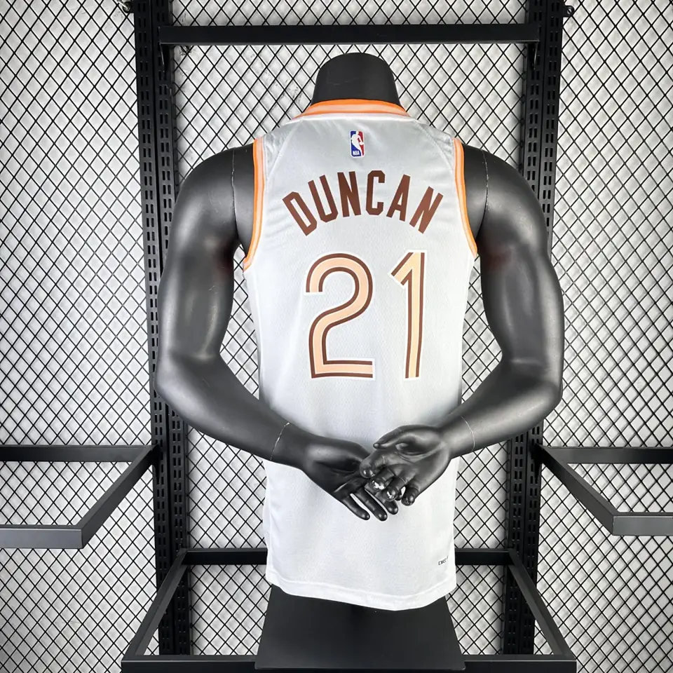 Foto 2 de Temporada 24 - Spurs - Edición Ciudad - nº 21 Duncan