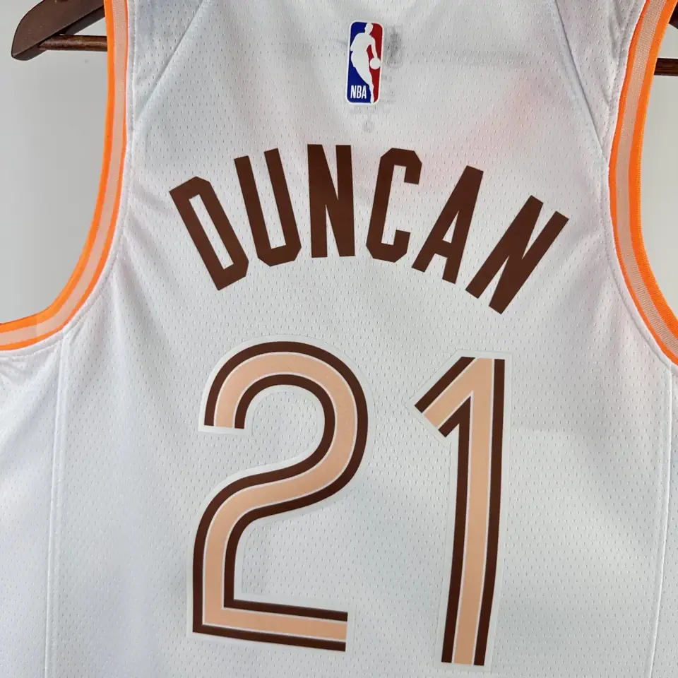 Foto 5 de Temporada 24 - Spurs - Edición Ciudad - nº 21 Duncan