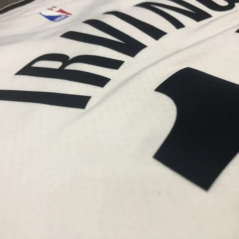 Foto 3 de Brooklyn Nets blanco cuello en V nº 11 Kyrie Irving