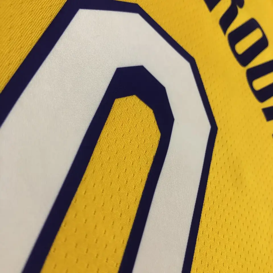 Foto 6 de Lakers cuello en V versión leyendas (con estrellas) #0 Westbrook