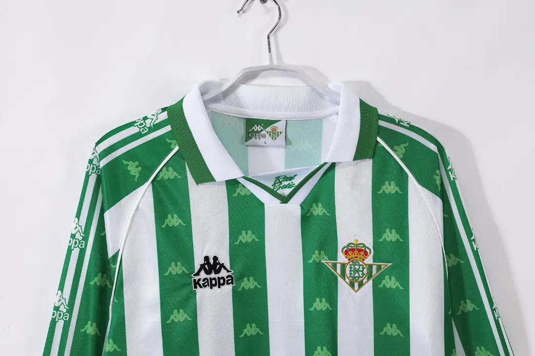 Foto 7 de Manga larga: Temporada 1995/97 Real Betis local 3B