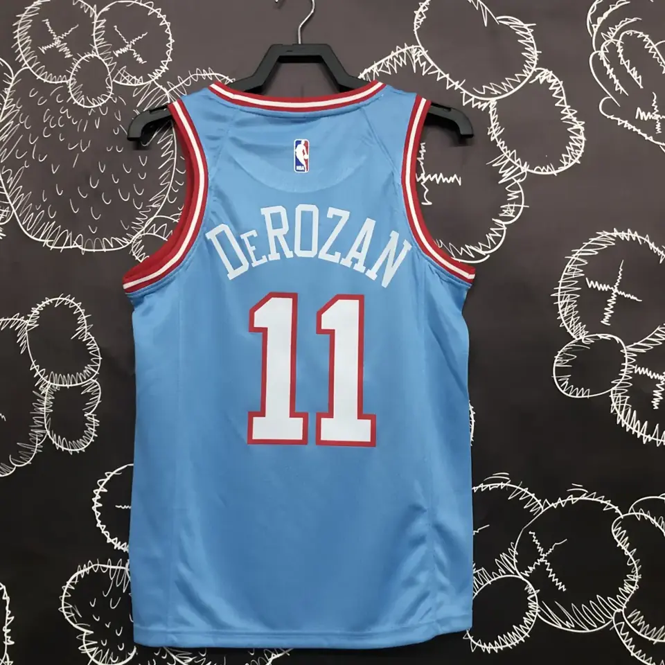 Foto 4 de Bulls azul número 11 DeRozan