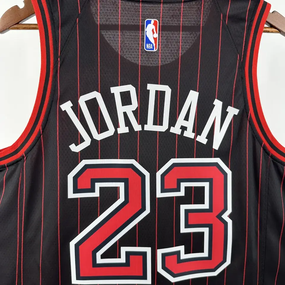 Foto 5 de Temporada 26 Chicago Bulls Edición Air Jordan limitada nº23 Jordan
