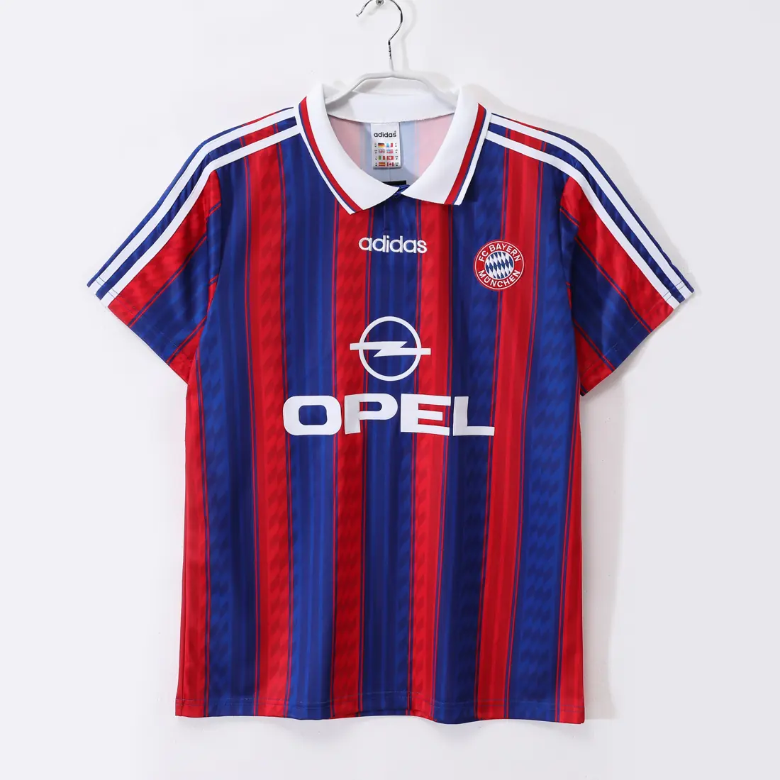 Foto 1 de Temporada 1995/97 Bayern de Múnich local retro 8A