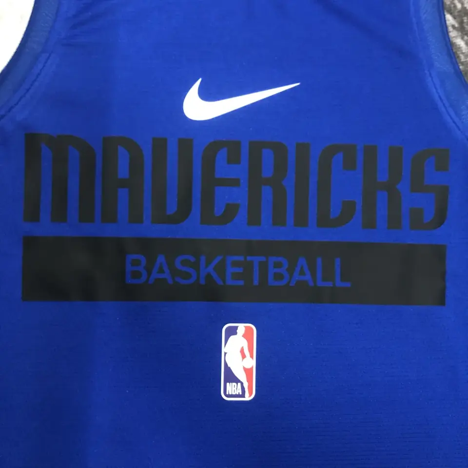 Foto 4 de Temporada 23 chaleco de entrenamiento versión jugador azul de los Mavericks