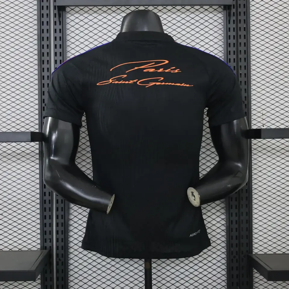 Foto 4 de Conjunto de entrenamiento Paris (26-27), negro, tallas S a 2XL
