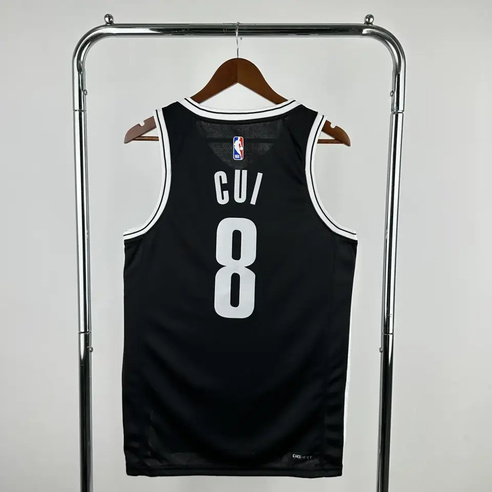 Foto 8 de Temporada 23 Nets negro nº 8 Cui Yongxi