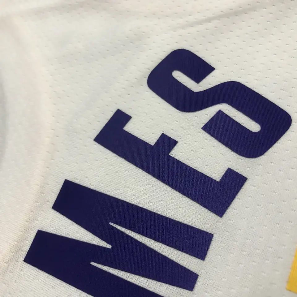 Foto 6 de 75 aniversario Lakers blanco número 23 James