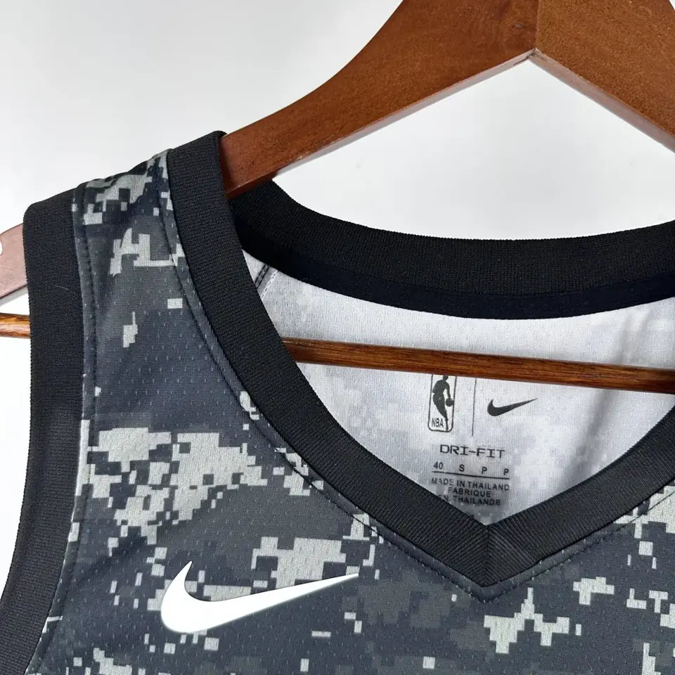 Foto 4 de Spurs camuflaje nº 21 Duncan