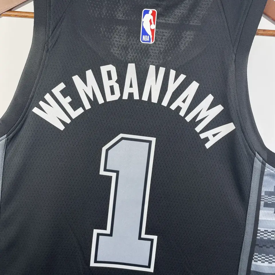 Foto 8 de Temporada 23 Spurs edición Jumpman número 1 Wembanyama
