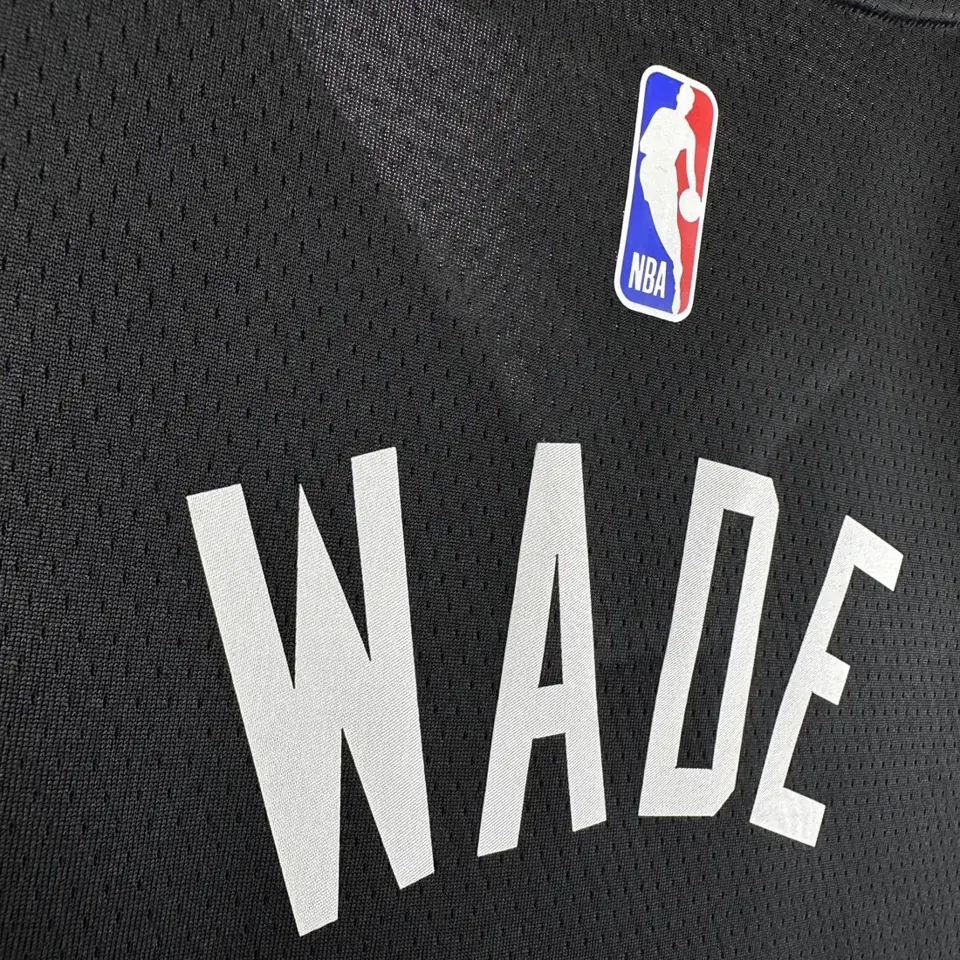 Foto 4 de Temporada 24 Heat Edición Ciudad número 3 Wade