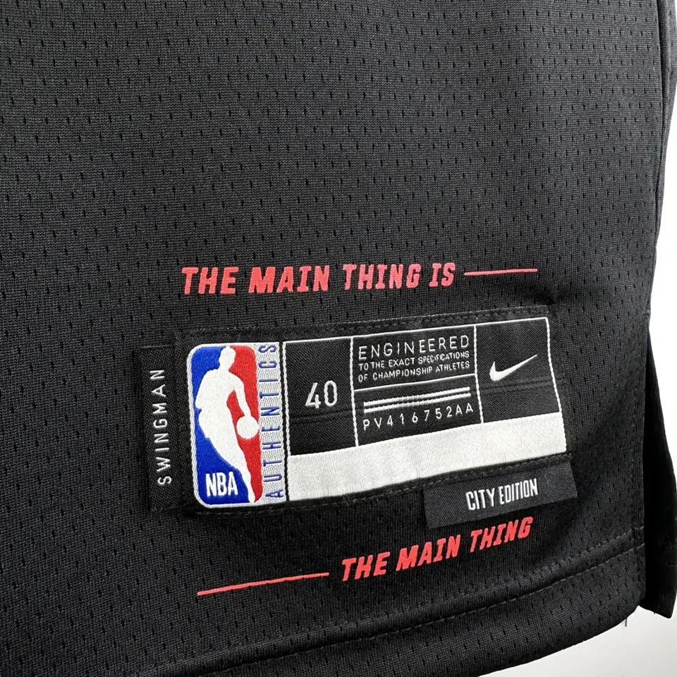 Foto 7 de Temporada 24 Heat Edición Ciudad número 3 Wade