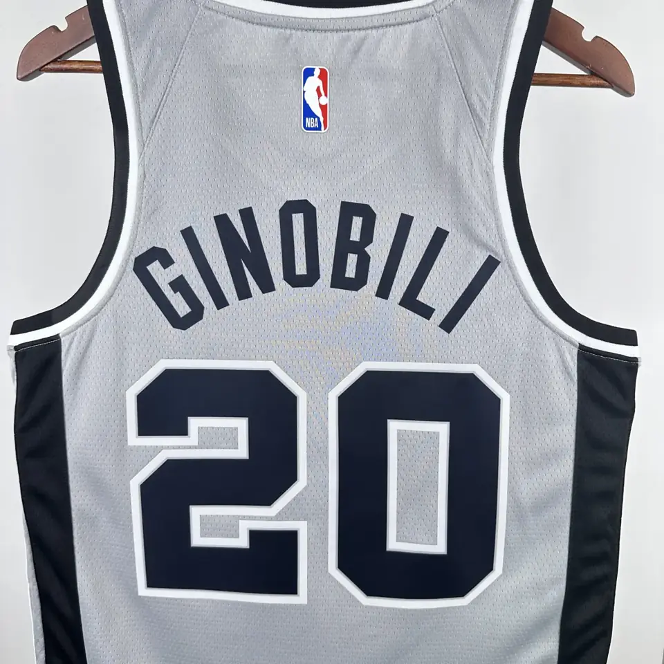 Foto 8 de Temporada 21 Spurs Gris Edición limitada Air Nº 20 Ginóbili