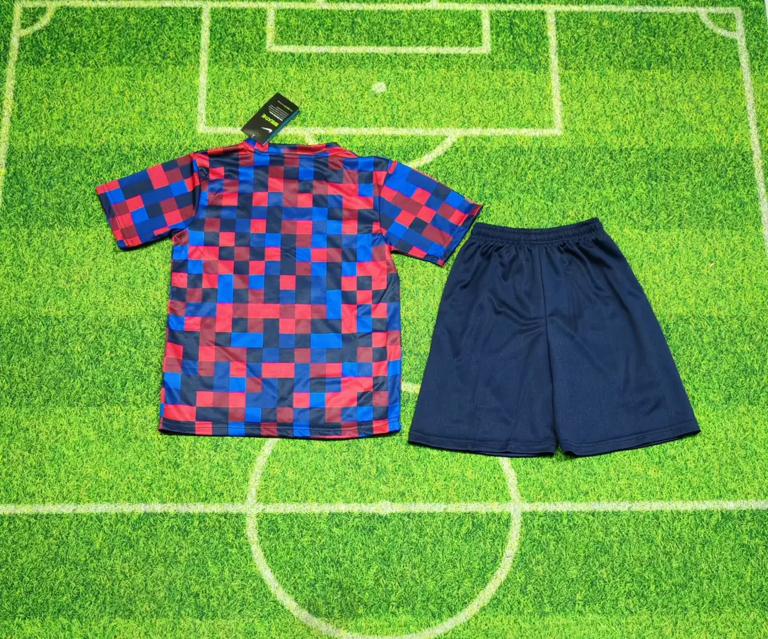 Foto 2 de 2627 Barcelona ropa de entrenamiento