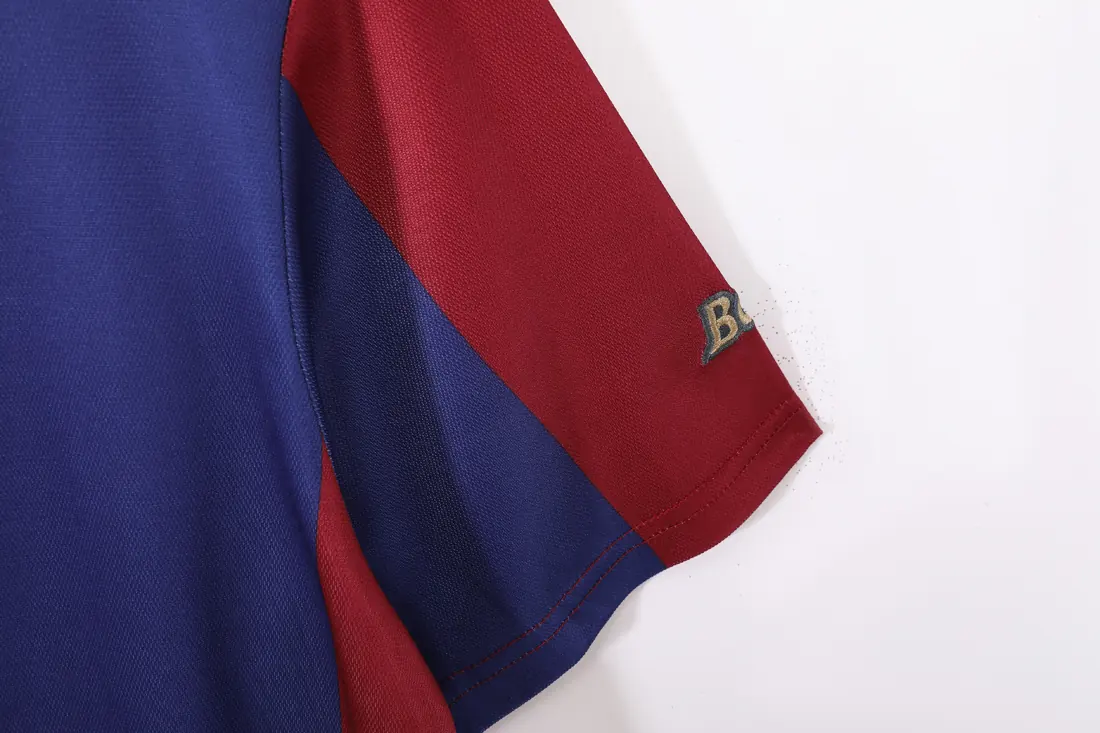 Foto 8 de Temporada 1998/99 FC Barcelona local retro 5A