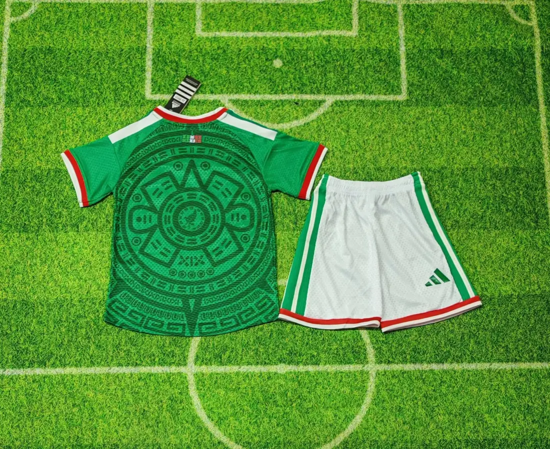 Foto 3 de 2627 México local conjunto para niños versión jugador